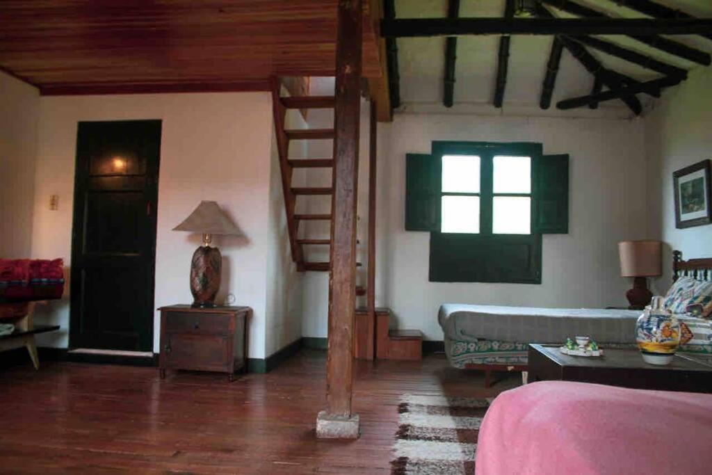 Casa Dante, Desde 1792! Hotell Tibasosa Exteriör bild